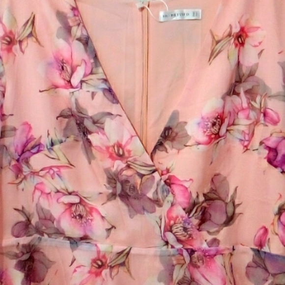 Pink floral shear overlay flutter sleeve fit flare dress - Picture 2 of 6